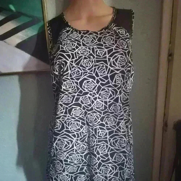 Lululemon  blouse - Picture 2 of 8